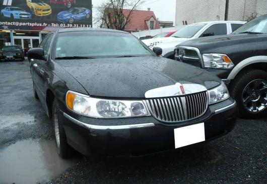 LINCOLN TOWN CAR 2000